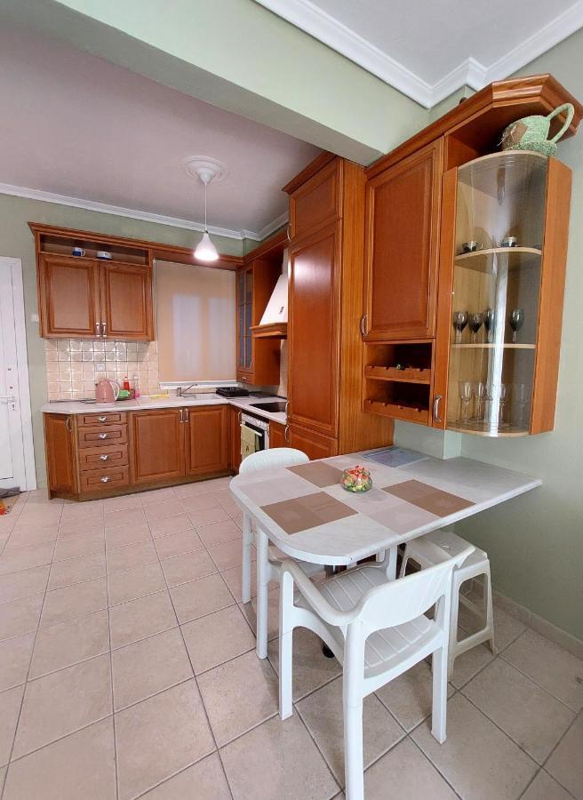 Orange Tree Apartment Asproválta Luaran gambar